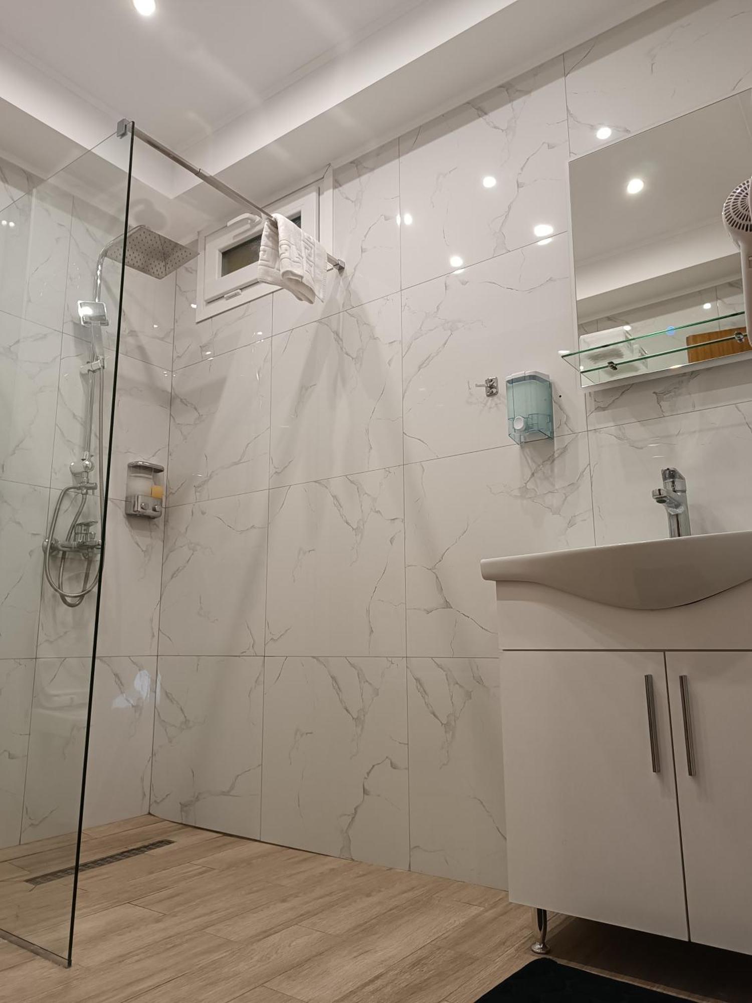 Pablo Boutique Rooms Neon Petritsion Ngoại thất bức ảnh